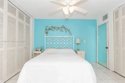 3127 S Ocean Drive Hallandale Beach FL 33009