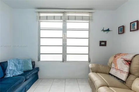 3127 S Ocean Drive Hallandale Beach FL 33009