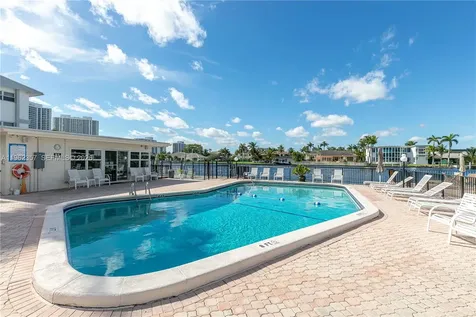 3127 S Ocean Drive Hallandale Beach FL 33009