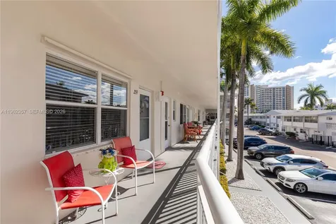 3127 S Ocean Drive Hallandale Beach FL 33009