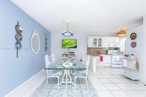 3127 S Ocean Drive Hallandale Beach FL 33009