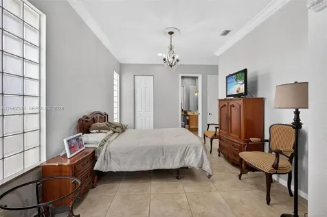 240 E Isle Verde Way Palm Beach Gardens FL 33418
