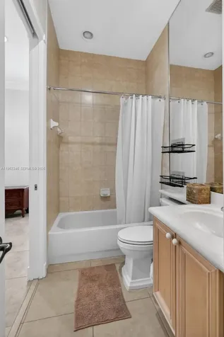 240 E Isle Verde Way Palm Beach Gardens FL 33418