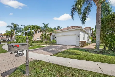 240 E Isle Verde Way Palm Beach Gardens FL 33418
