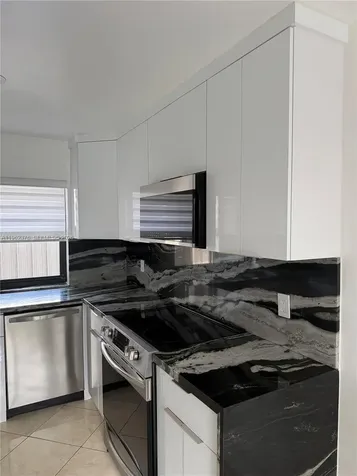 6012 NW 172nd Terrace Circle Hialeah FL 33015