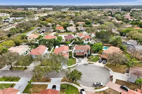 5720 NW 62nd Manor Parkland FL 33067