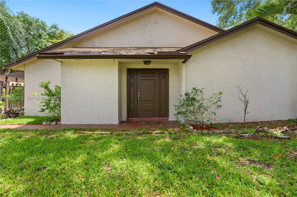 9850 NW 15th Court Pembroke Pines FL 33024