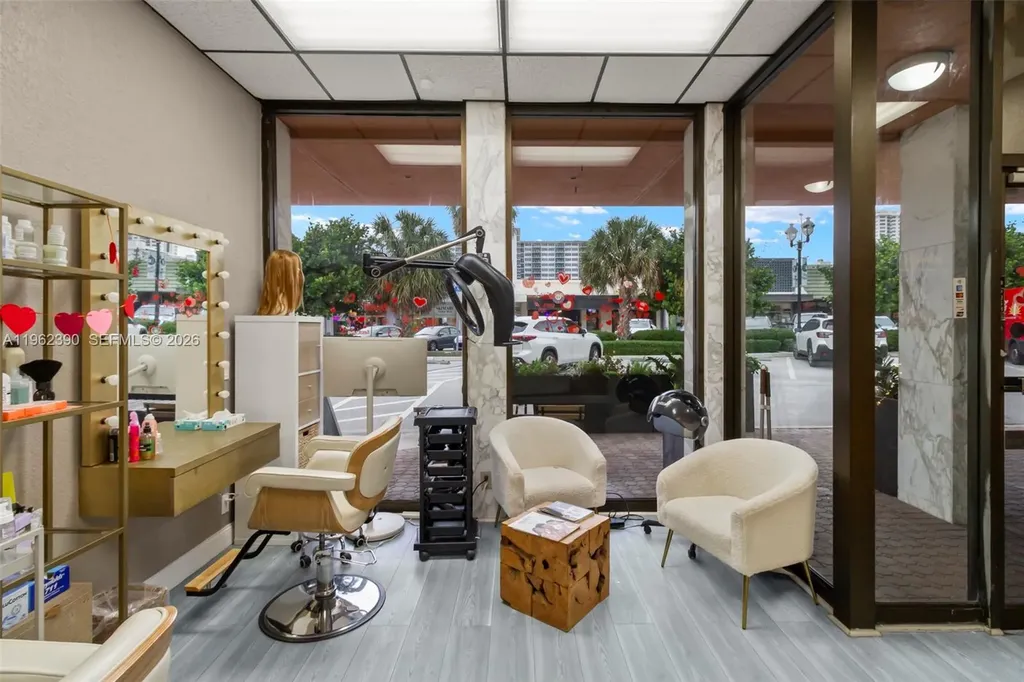 NE 32 Street Fort Lauderdale FL 33308
