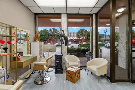 NE 32 Street Fort Lauderdale FL 33308
