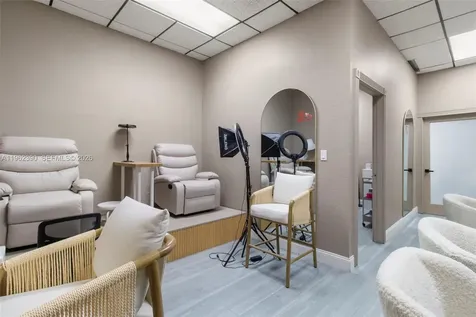 NE 32 Street Fort Lauderdale FL 33308