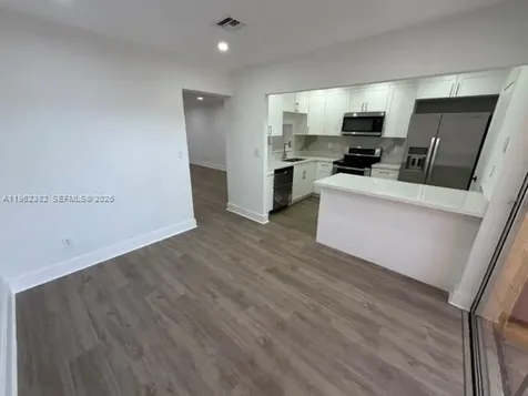 13725 SW 84th Street Miami FL 33183