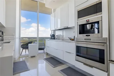 16001 Collins Avenue Sunny Isles Beach FL 33160