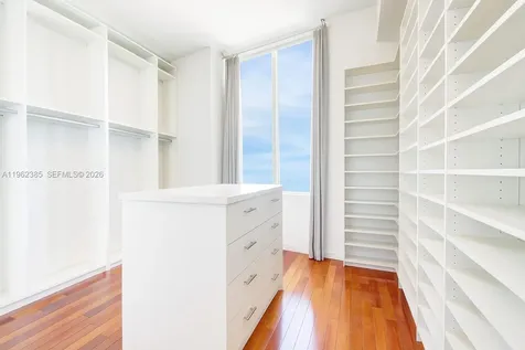 16001 Collins Avenue Sunny Isles Beach FL 33160