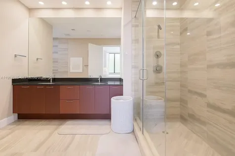 16001 Collins Avenue Sunny Isles Beach FL 33160