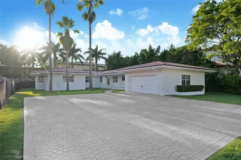 52 Camden Drive Bal Harbour FL 33154