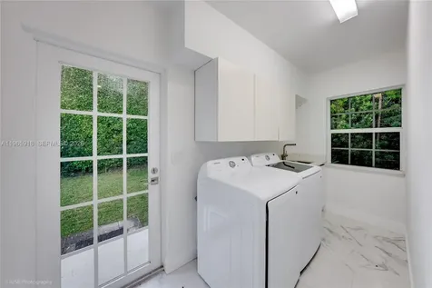 52 Camden Drive Bal Harbour FL 33154