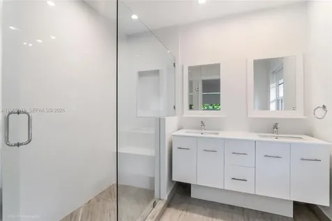 52 Camden Drive Bal Harbour FL 33154