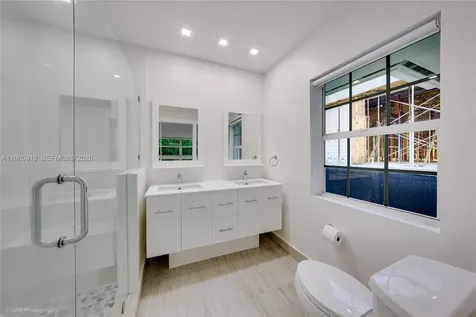 52 Camden Drive Bal Harbour FL 33154