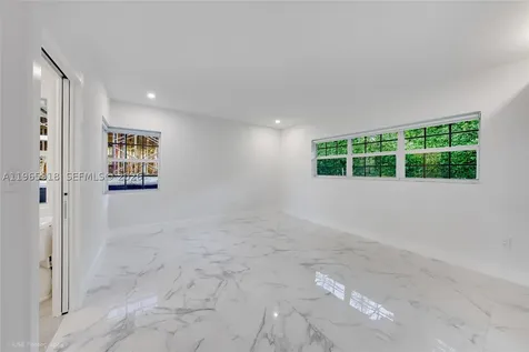 52 Camden Drive Bal Harbour FL 33154