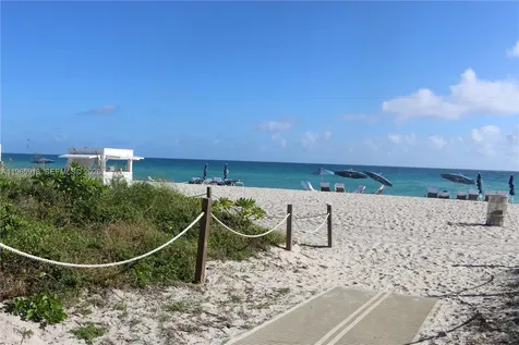 52 Camden Drive Bal Harbour FL 33154