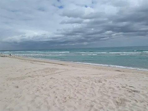 52 Camden Drive Bal Harbour FL 33154
