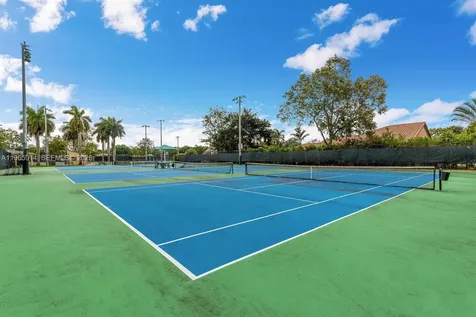 6 Chestnut Circle Cooper City FL 33026