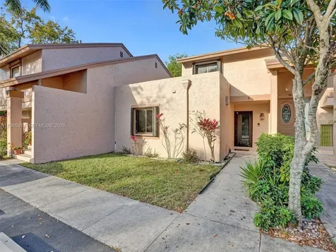 6 Chestnut Circle Cooper City FL 33026