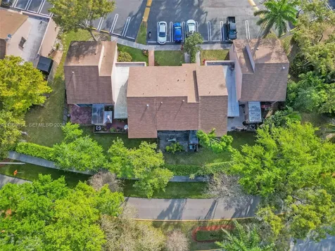 6 Chestnut Circle Cooper City FL 33026