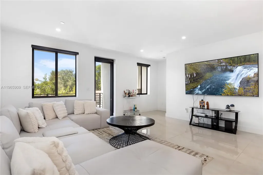 436 SE 12th Court Fort Lauderdale FL 33316