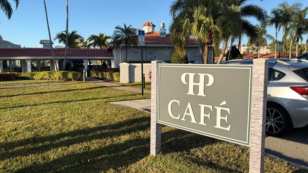 6180 Kings Gate Circle Delray Beach FL 33484