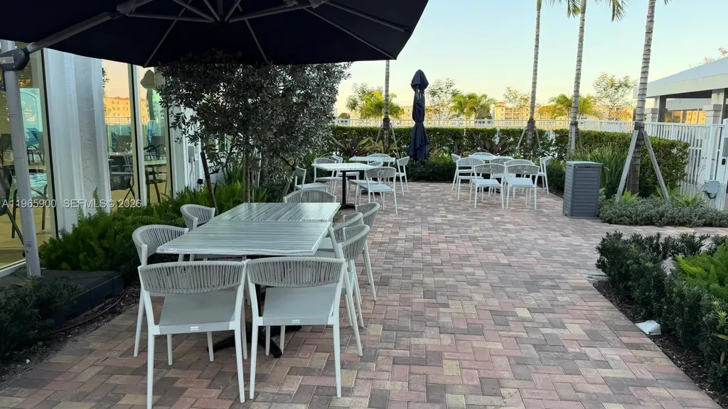 6180 Kings Gate Circle Delray Beach FL 33484