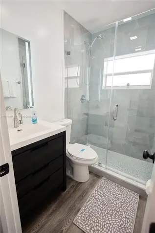 1232 SW 30th Place Miami FL 33135