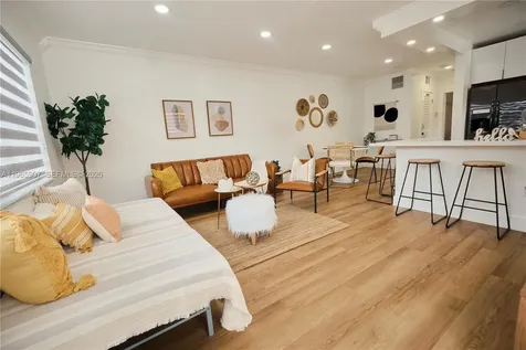 1232 SW 30th Place Miami FL 33135