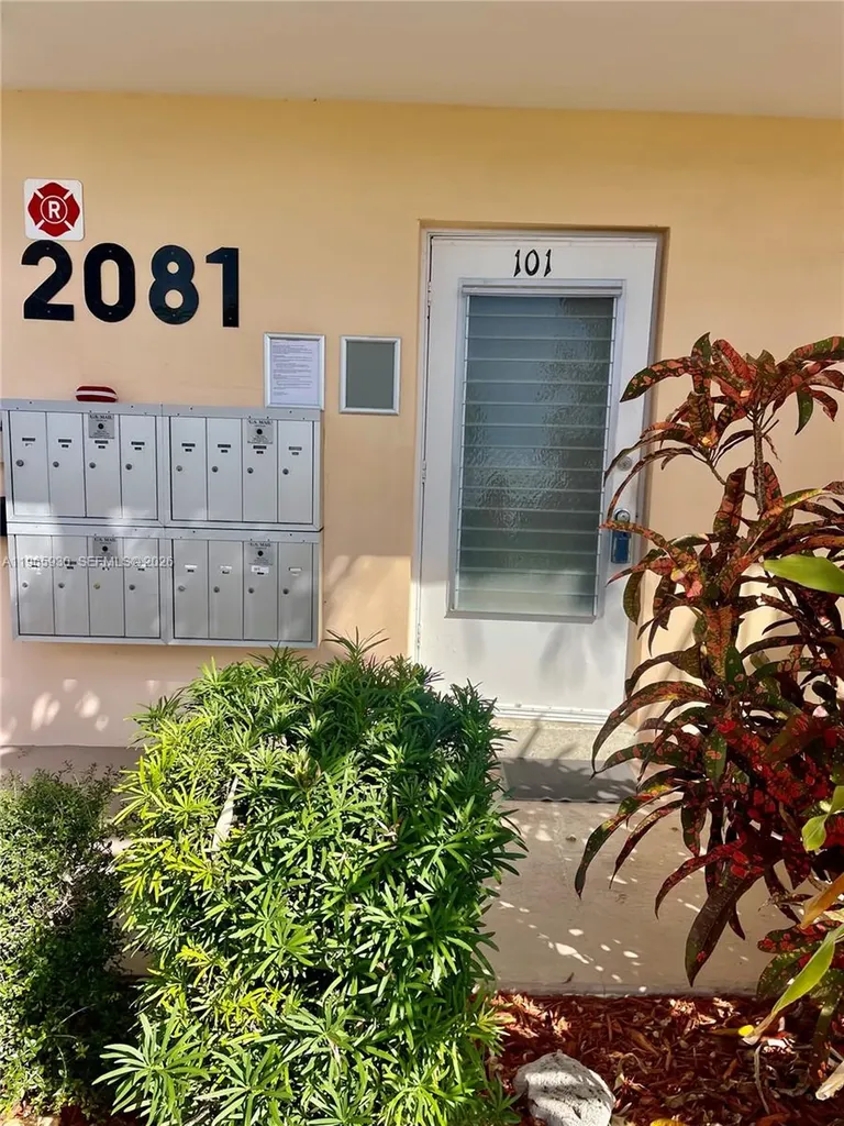 2081 NE 56th Street Fort Lauderdale FL 33308