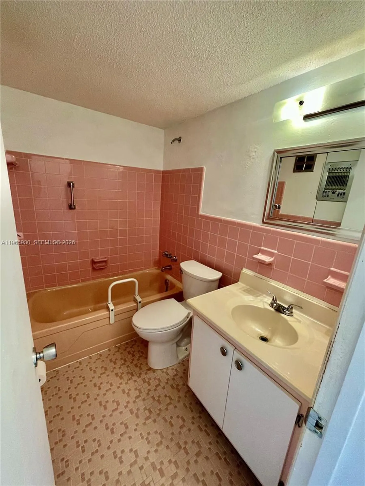 2081 NE 56th Street Fort Lauderdale FL 33308