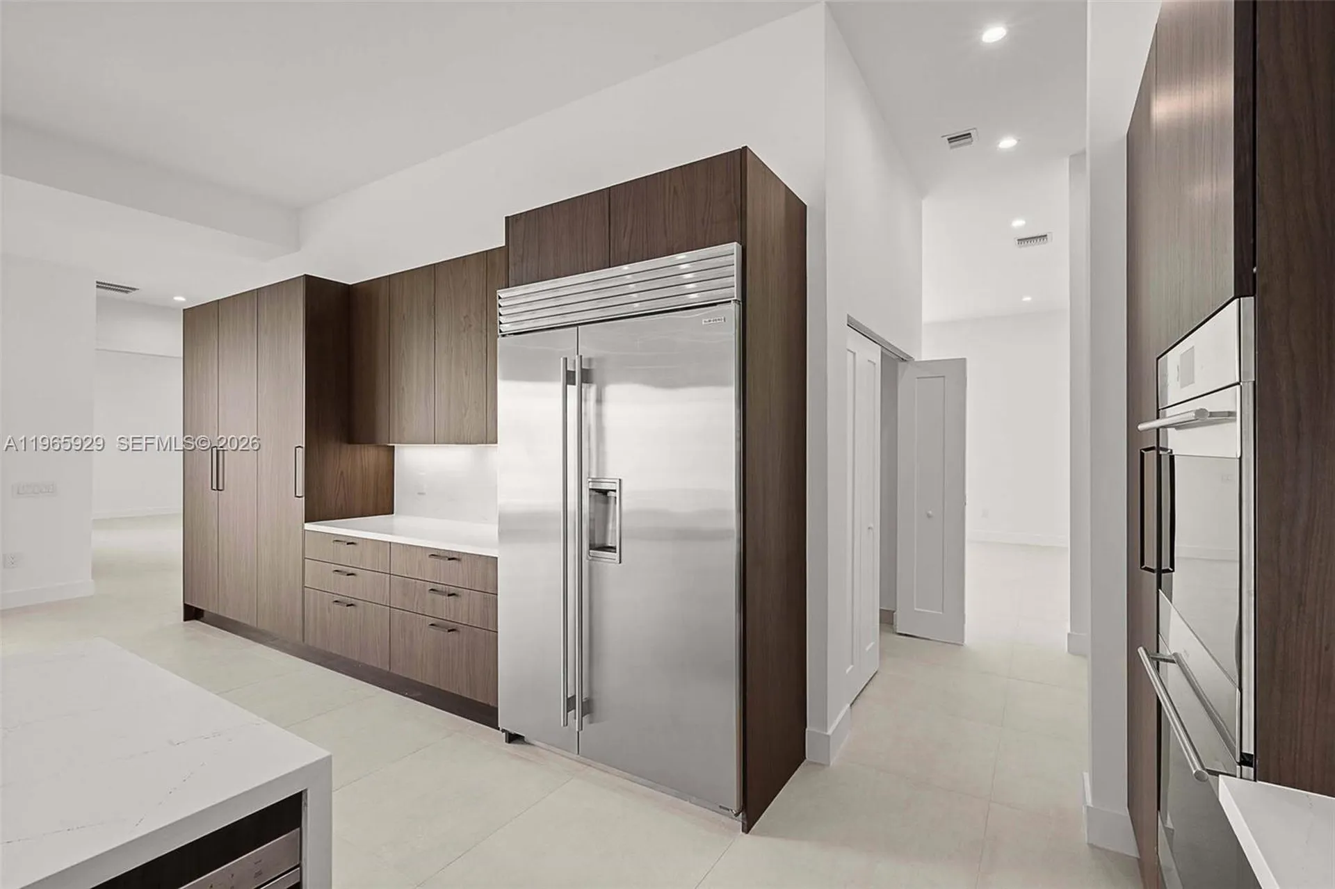 5718 Ashwood Circle W Hollywood FL 33312