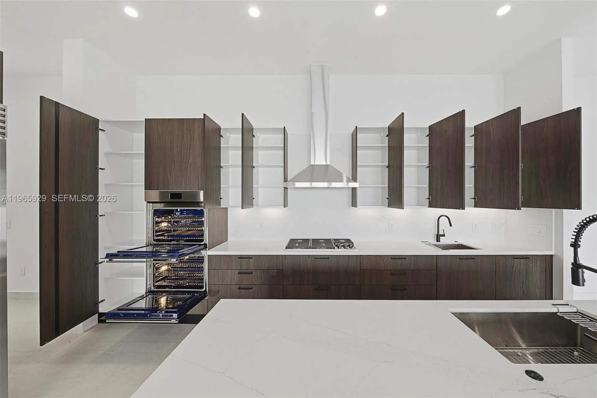5718 Ashwood Circle W Hollywood FL 33312