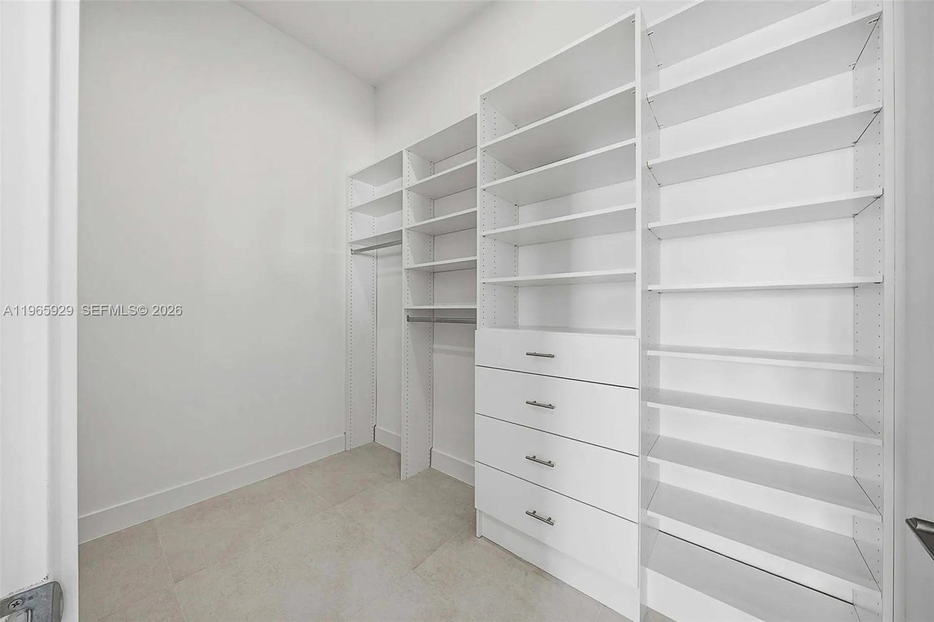 5718 Ashwood Circle W Hollywood FL 33312
