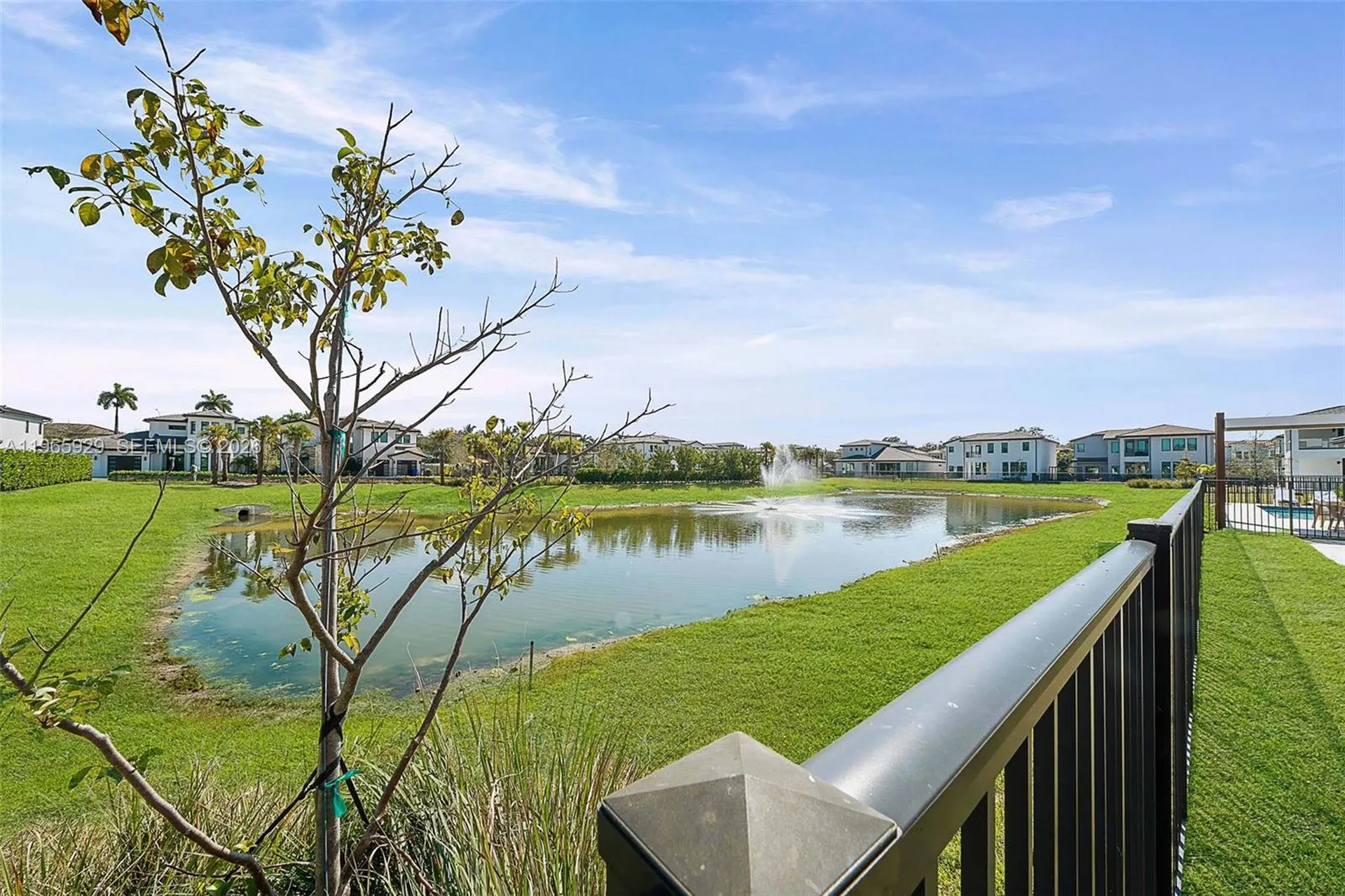 5718 Ashwood Circle W Hollywood FL 33312
