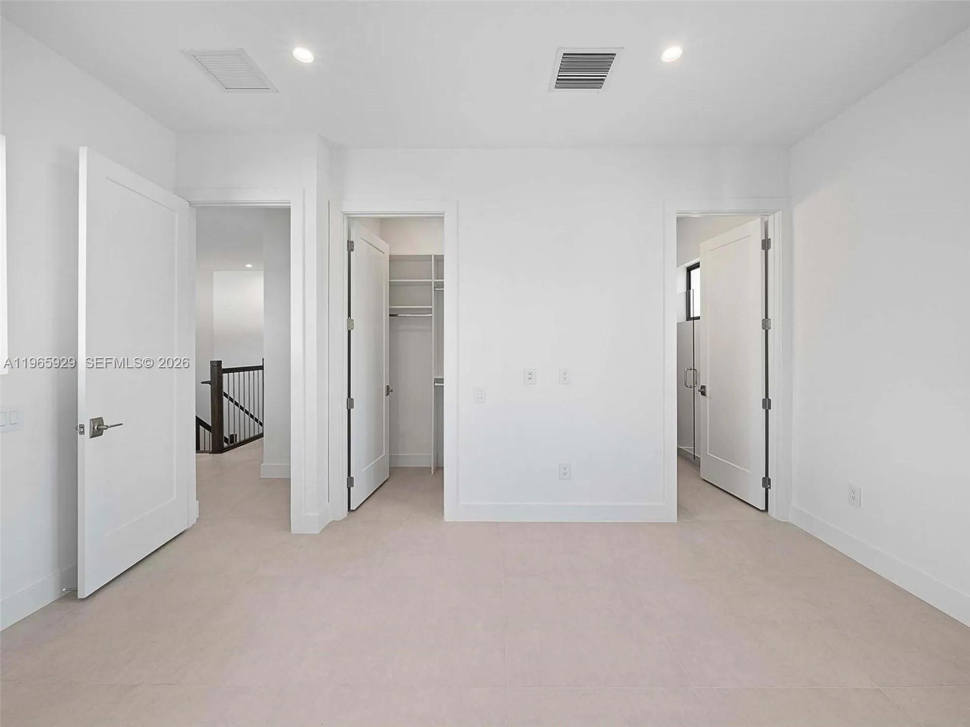 5718 Ashwood Circle W Hollywood FL 33312