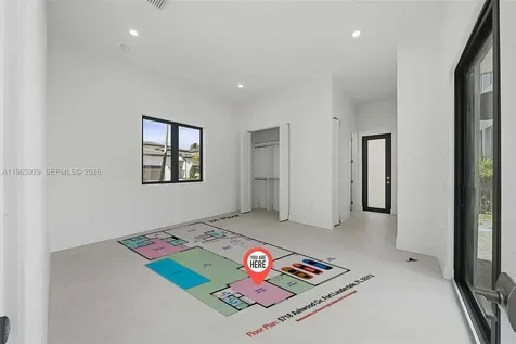 5718 Ashwood Circle W Hollywood FL 33312