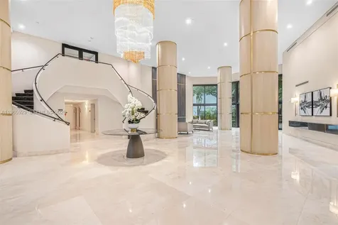 3500 Mystic Pointe Drive Aventura FL 33180