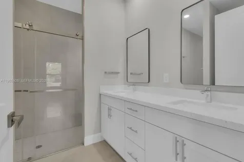 1811 Missouri Palm Bay FL 32907