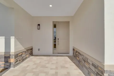 1811 Missouri Palm Bay FL 32907