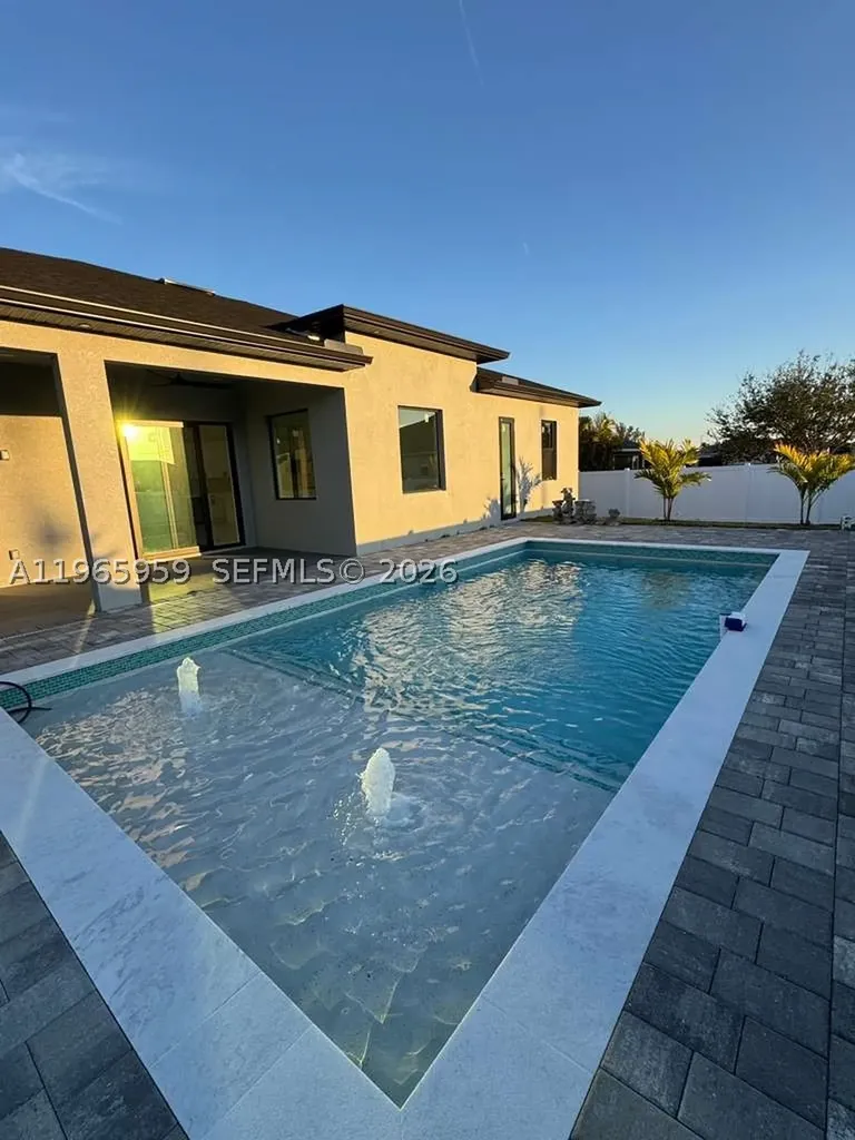 3510 NW 46th Avenue Cape Coral FL 33993