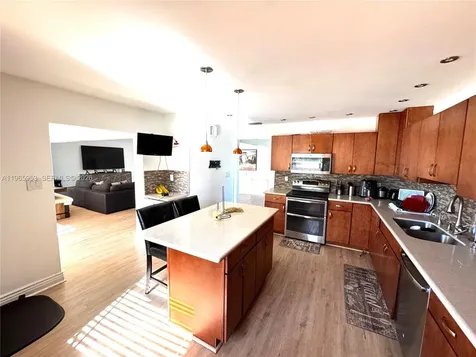 4905 Bayberry Lane Tamarac FL 33319