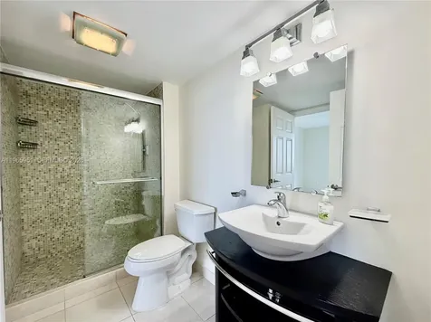 20515 E Country Club Drive Aventura FL 33180