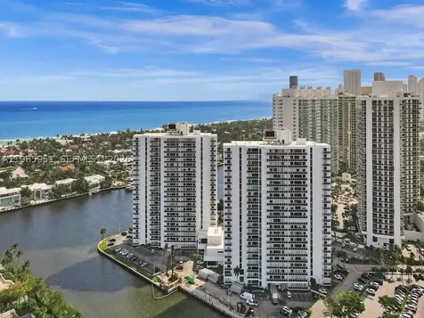 20515 E Country Club Drive Aventura FL 33180