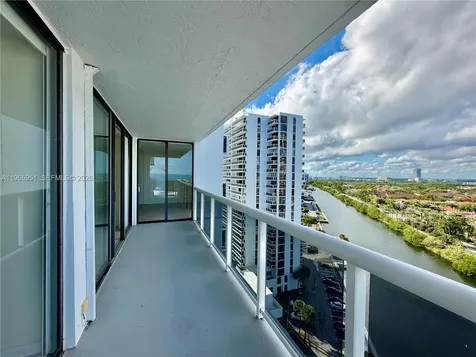 20515 E Country Club Drive Aventura FL 33180