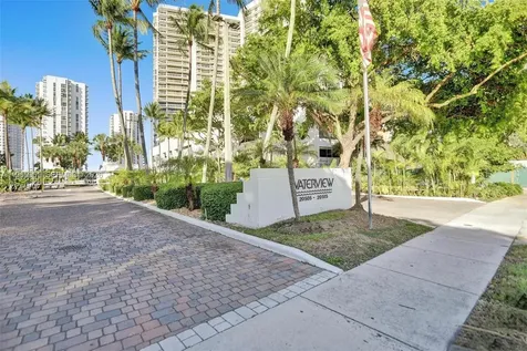 20515 E Country Club Drive Aventura FL 33180